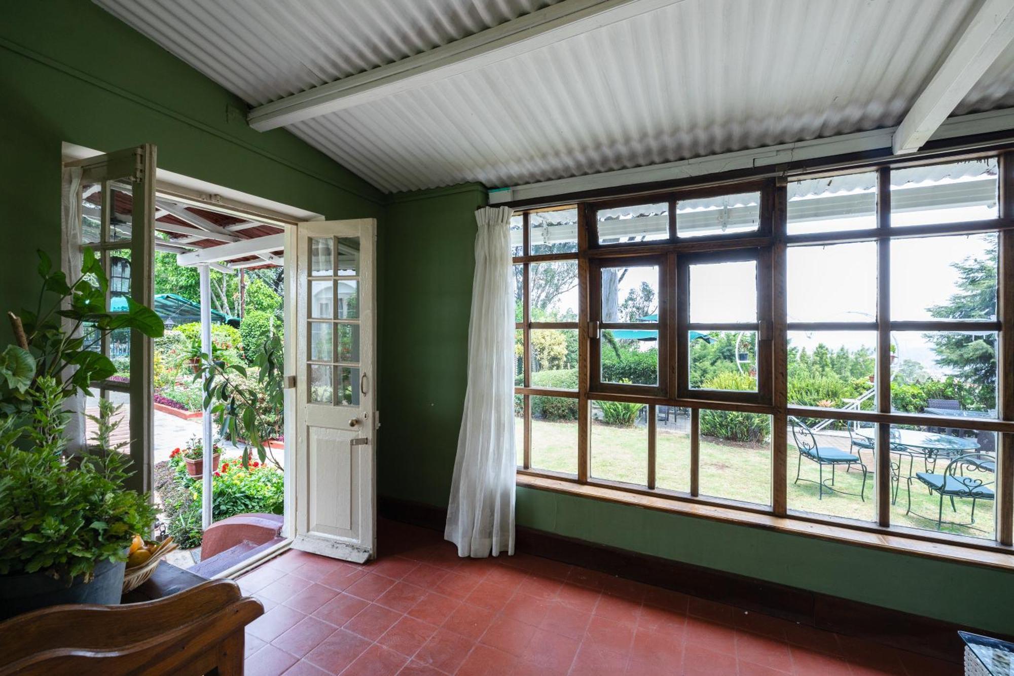 King'S Cliff Hotel Ooty Eksteriør billede